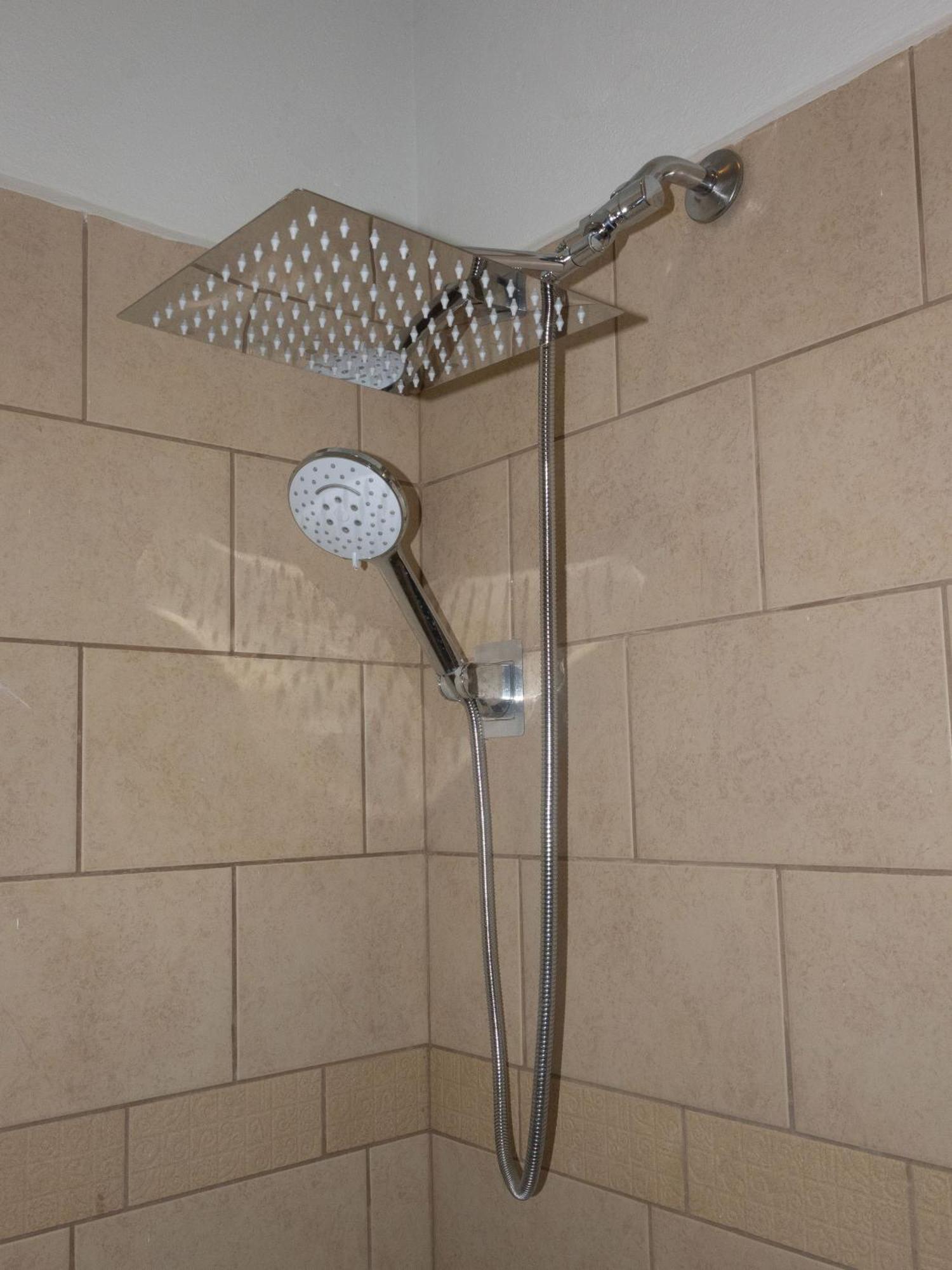 Hotel Leon Inn מראה חיצוני תמונה